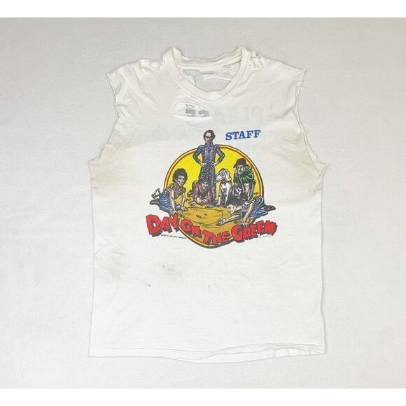 Vintage 1989 Rolling Stones T-Shirt White XL Destroyed Staff Concert Day On The - Picture 2 of 10